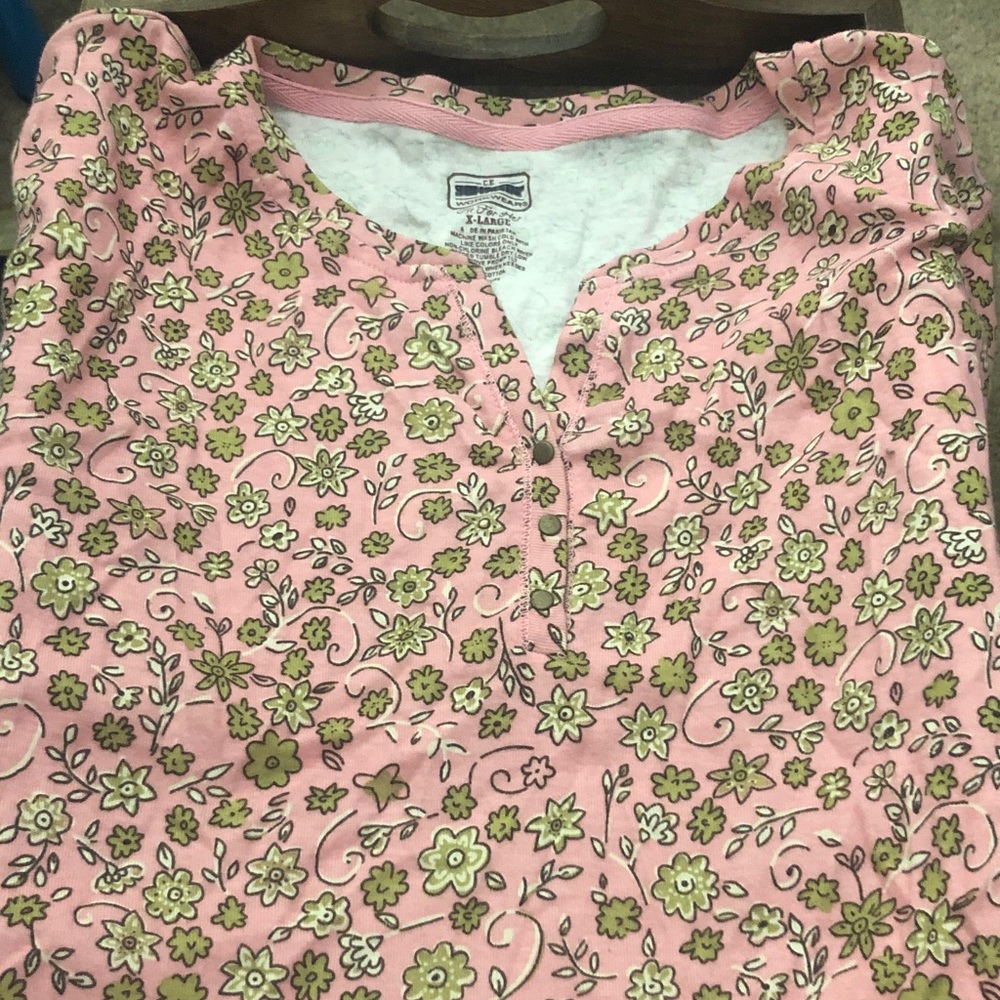 Women's Pink Floral Short Sleeve Tee